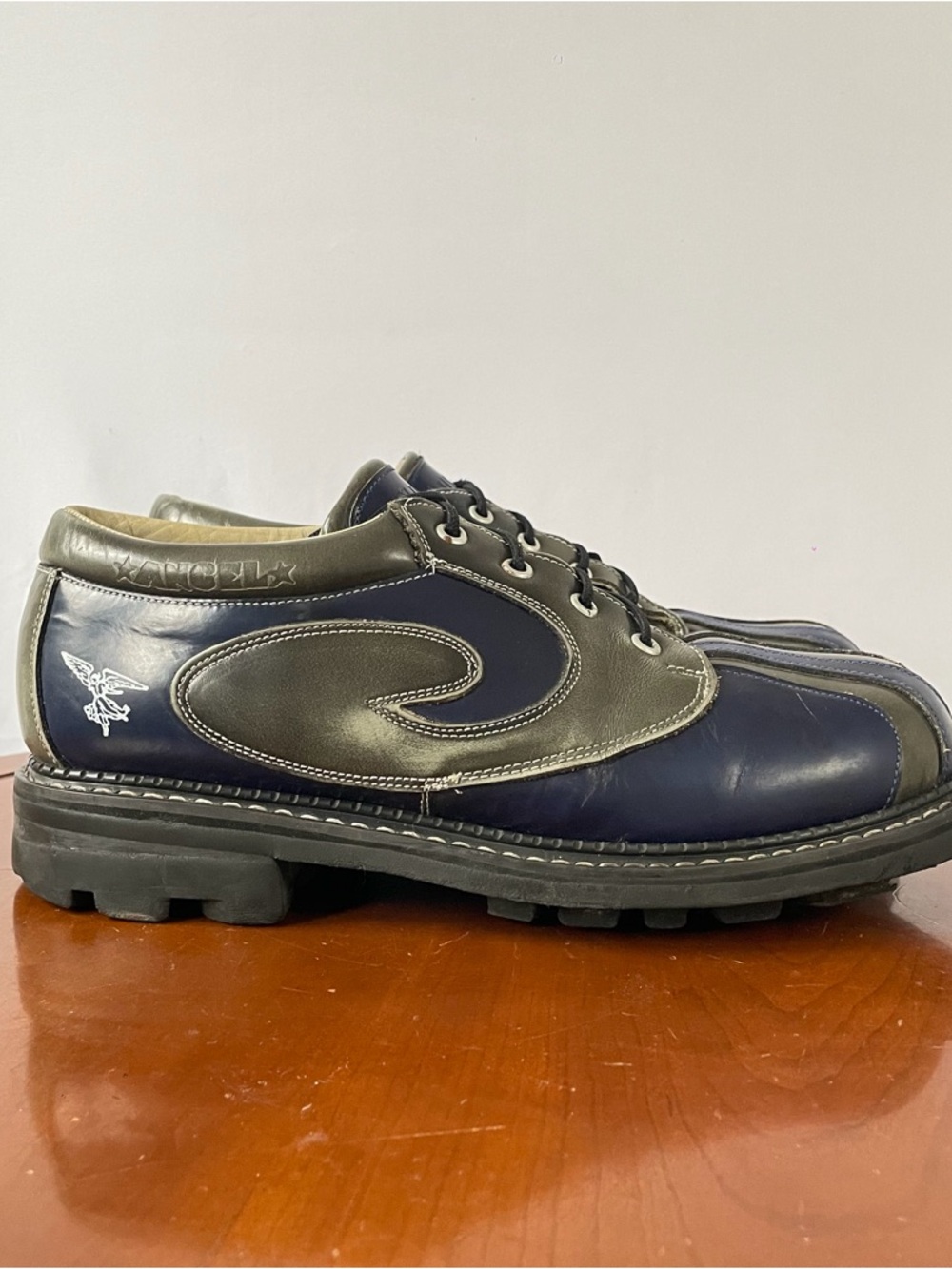 John Fluevog Angel Supervog Laceup Derby Casual Shoes | US 10